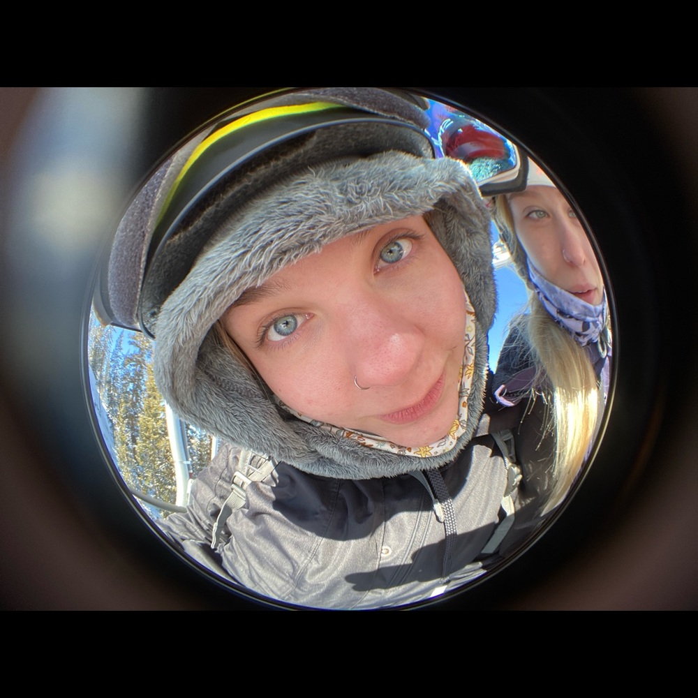 Meet your Posher, Amy